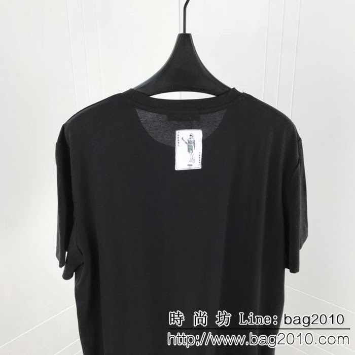 FENDI芬迪 19ss新款短袖 撲克牌老佛爺印花主題 黑色兩色 男女同款 ydi2291